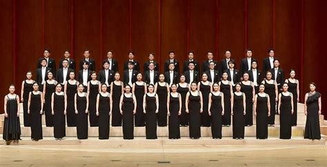 Biñan Metropolitan Chorus .